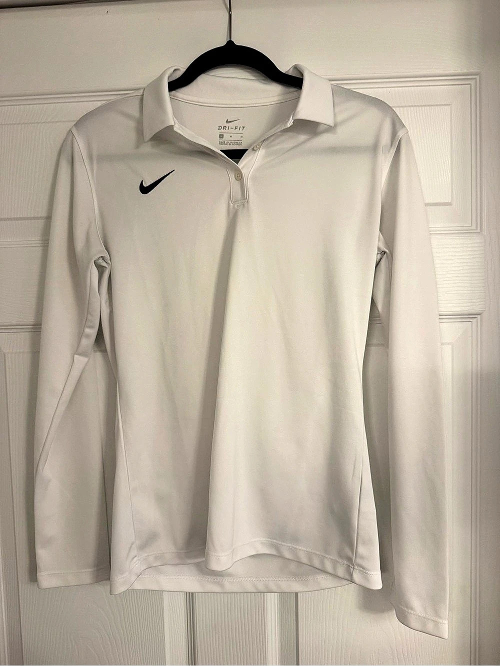Nike Golf Women’s Long Sleeve Size M